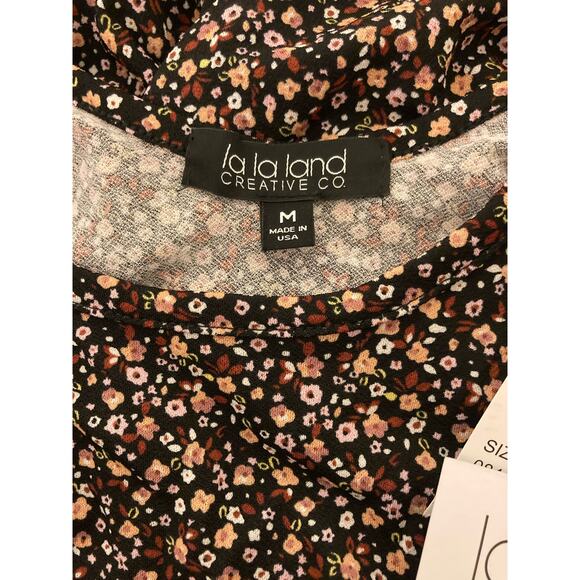 La La Land Mini Dress Medium Black Mauve Floral Print NWT Off Shoulder Empire - Picture 5 of 7
